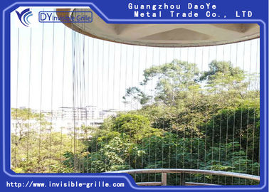 Умные гриля белого балкона невидимые установленные с различными ширинами зазора конструируют