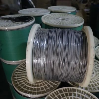 Балконы из нержавеющей стали класса 316 Невидимая решетка длиной 6 м и пробелом 5 см для обеспечения безопасности