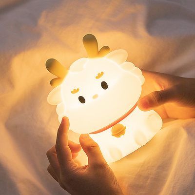 LED USB перезаряжаемая темнота Dragon Touch Мультфильм Милый декор спальни Силиконовый детский салон Столовая лампа Ночное освещение