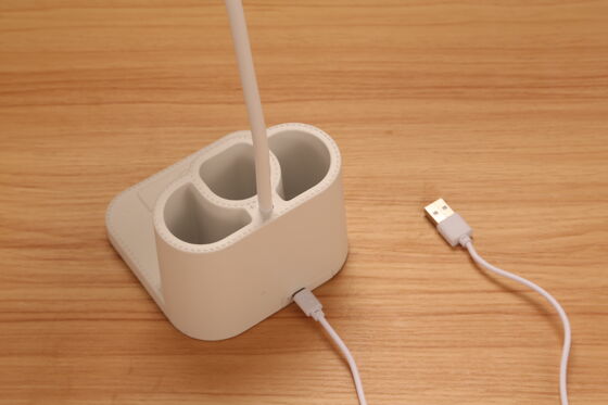 Современная светодиодная настольная лампа с USB зарядкой 3 гибкие ручки держатели телефона без ступеней затушиваемые для спальни для учебы для читальной комнаты