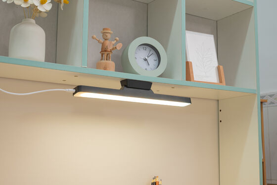 До 8 часов времени использования Заряжаемая магнитная лампа 5 В 1 А номинальное напряжение Подходит для промышленного и коммерческого освещения