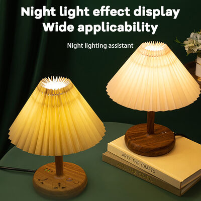 Настольная лампа с несколькими уровнями яркости и портом USB для зарядки