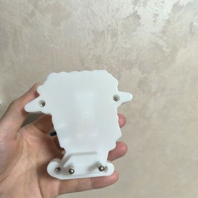 Сетевой ночник с вилкой, напряжение 110-240В, обеспечивающий стабильное и энергоэффективное освещение для различных помещений