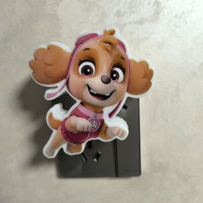 Светодиодная лампа ночник с вилкой, источник питания: вилка. Светодиодная лампа обеспечивает мягкое освещение для спальни